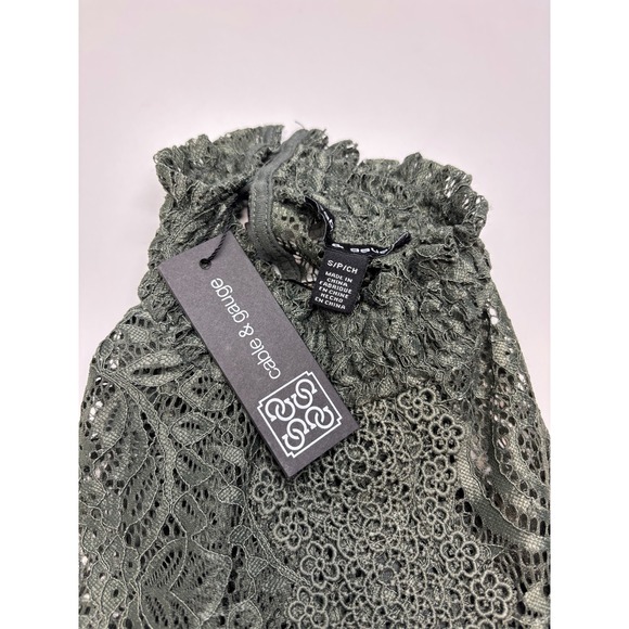 Cable & Gauge Blouse Womens Small Green Crochet Lace Boho High Neck New - Picture 3 of 7